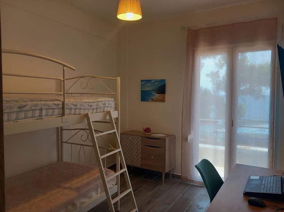Agnanti Apartment *